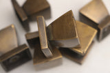 Z-N082-18